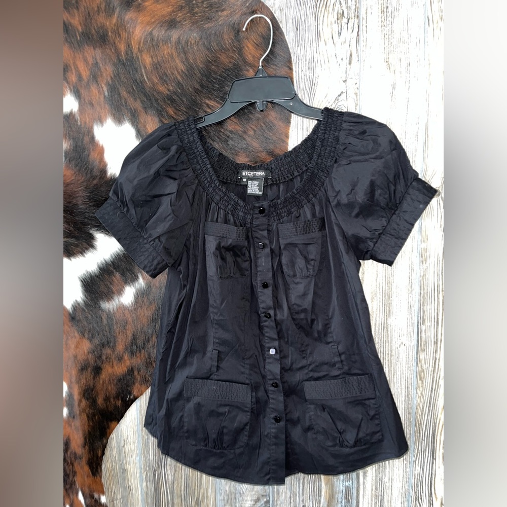 Classic black etcetera brand size 10 short sleeve blouse with statement buttons
